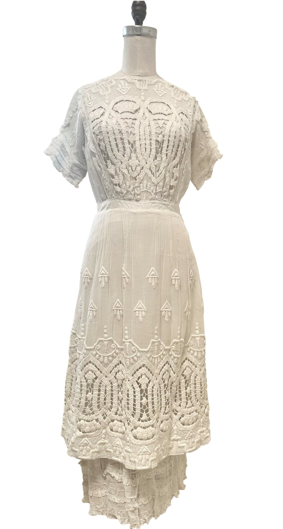 Vintage Lace Embroidered Dress - Burning Torch Online Boutique