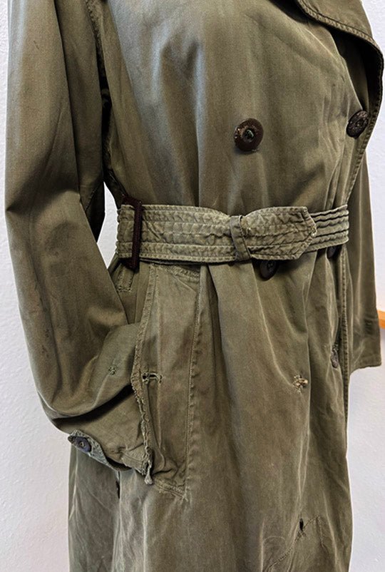 WW II OFFICERS FIELD TRENCH - Burning Torch Online Boutique